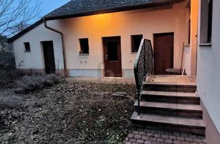 Einfamilienhaus kaufen in 2273 Hohenau an der March, CHARMANTES WOHNEN MIT VERANDA & GROßEM NATURGARTEN