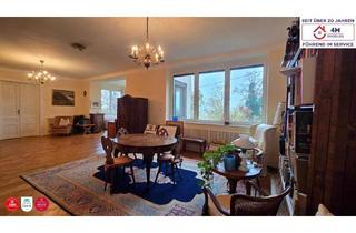 Villen zu kaufen in 3400 Klosterneuburg, *Direkt in Klosterneuburg (nähe Weidlinger Bahnhof)* Stilvolle Gründerzeitvilla mit Fernblick, Pool, Wintergarten und großzügigem Garten