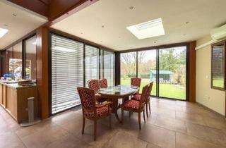 Einfamilienhaus kaufen in 1100 Wien, HISTORISCHER CHARME TRIFFT MODERNE ELEMENTE – 1.537 m² ebener Grund - Ausbau- und Erweiterungspotential - Teilungsplan vorhanden