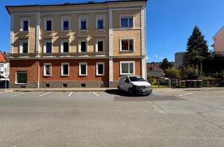 Haus kaufen in Hauptplatz, 8720 Knittelfeld, Zinshaus in Innenstadtlage mit 7 Einheiten und Grünfläche