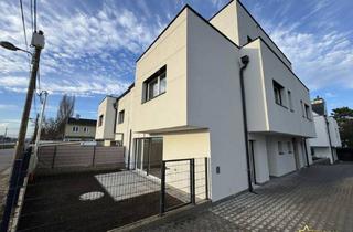 Haus kaufen in Wiethestraße, 1220 Wien, SCHLÜSSELFERTIGES ZIEGELHAUS! SÜDSEITE! 3 Bäder. 3 Toiletten. 5 Zimmer. Elektrische Rollläden, Klimavorbereitung, edler Parkett und Sanitärkeramik!