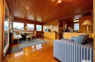 Haus kaufen in In Der Schanz, 6971 Hard, Ferienhaus am Bodensee - Wohnen direkt am Wasser mit Bootsgarage