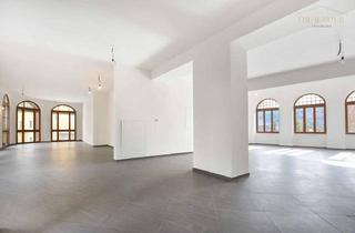 Garagen kaufen in Marktplatz 31, 9872 Millstatt am See, Erstklassiges Geschäftslokal in einer Stadtvilla – Perfekte Lage für Kunstgalerie Büro, Praxis oder Gastronomiebetrieb