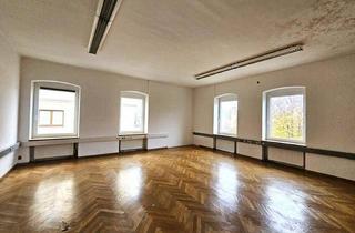 Büro zu mieten in 4810 Gmunden, 2-Raum Büro in historischem, ehemaligen Direktionsgebäude!