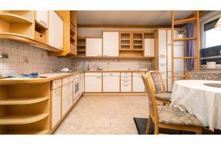 Einfamilienhaus kaufen in 2170 Poysdorf, Charmantes Haus mit Entwicklungspotenzial im Herzen von Poysdorf