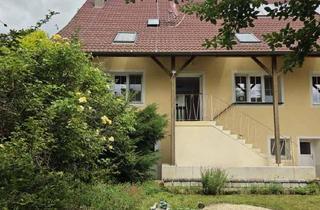 Haus mieten in 2004 Niederhollabrunn, Top Angebot: wunderschönes Einfamilienhaus gegen Mithilfe am Hof günstig mieten