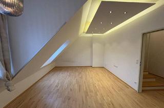 Maisonette kaufen in 1140 Wien, Schöne klimatisierte 2 Zimmer Maisonettewohnung im Dachgeschoß