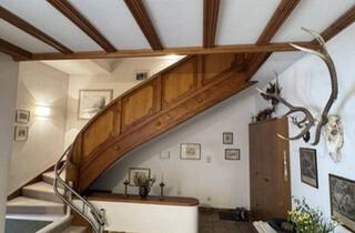 Wohnung kaufen in 6900 Bregenz, Einzigartige Stadtwohnung mit Wohnrecht in Bestlage von Bregenz!