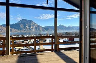 Wohnung kaufen in Schneidermannweg 12, 4813 Altmünster, Dachgeschoß-Wohnung mit 4 Zimmern und 2 Balkonen, Traumblick über den See und zum Traunstein, offene Räume bis zum Dachstuhl! PROVISIONSFREI & ERSTBEZUG!