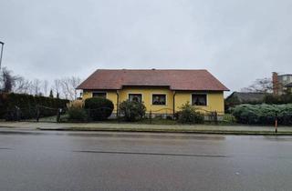 Einfamilienhaus kaufen in 3463 Stetteldorf am Wagram, LIEBEVOLLER, SEHR GEPFLEGTER BUNGALOW SAMT NEBENGEBÄUDE MIT PARKÄHNLICHEM GARTEN IN TRAUMHAFTER WOHNLAGE MIT HERRLICHEM GRÜNBLICK DIREKT AN FELDER DER REGION ANGRENZEND
