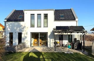 Einfamilienhaus kaufen in Hochstraß 96, 4312 Ried in der Riedmark, Modernes Einfamilienhaus mit exklusivem Schwimmteich/Naturpool