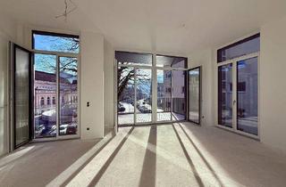 Wohnung kaufen in Wiesingerstraße, 4820 Bad Ischl, DIREKT BEIM KURPARK! 2-Zimmer-Wohnung mit Balkon in historischer Villa! PROVISIONSFREI & ERSTBEZUG!