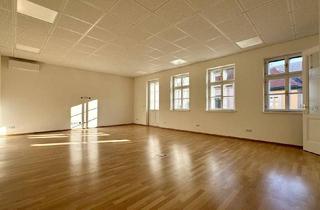 Büro zu mieten in Erzherzog Rainer-Ring, 2500 Baden, Großzügiger Seminar-//Ausstellungs-//Büroraum im Zentrum von Baden