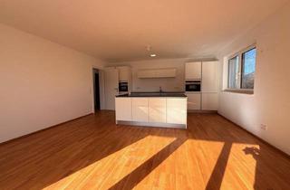 Wohnung kaufen in 5082 Grödig, Traumhafte 4-Zimmer-Wohnung mit Balkon & 2 Stellplätzen in Grödig!