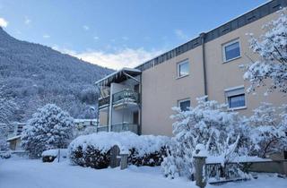 Wohnung kaufen in 6200 Jenbach, Gepflegte, vollsanierte 3-Zimmer-Wohnung in Jenbach – Sonnenbalkon & Garage inklusive!