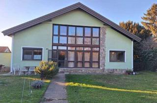 Haus mieten in 2135 Neudorf bei Staatz, Idyllisches Einfamilienhaus in Neudorf: Garten, Loggien & Garage! Nur 1.250 €/Monat!