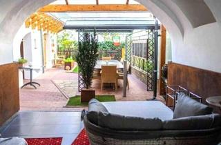 Haus kaufen in 8490 Bad Radkersburg, Historisches, saniertes Altstadthaus mit Innenhof in zentraler ruhigen Lage