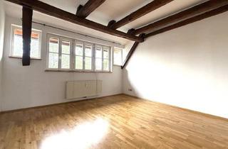 Wohnung mieten in Schönaugasse, 8010 Graz, Charmante 2-Zimmer-Dachgeschosswohnung in Toplage - mit Lift und Innenhofblick