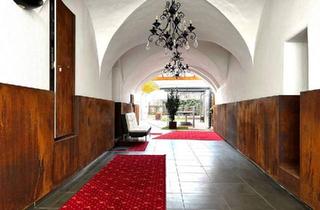 Haus kaufen in 8490 Bad Radkersburg, Historisches, saniertes Altstadthaus mit Innenhof in zentraler ruhigen Lage