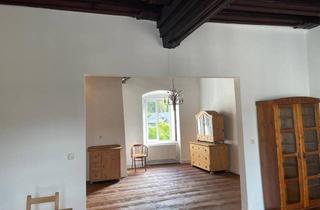 Wohnung mieten in Unterer Stadtplatz 23, 3340 Waidhofen an der Ybbs, Geräumige 4-Zimmer Altbauwohnung mit Einbauküche