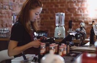Gastronomiebetrieb mieten in 1070 Wien, Bekanntes jahrzehntelang etabliertes Tagescafe auf Hauptplatz