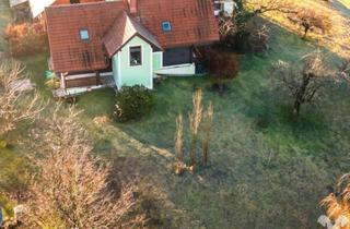 Einfamilienhaus kaufen in 8552 Eibiswald, Machen Sie uns ein Angebot! Saniertes Holz-Bauernhaus in leicht erhöhter Lage