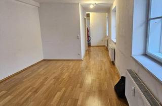 Wohnung mieten in Stadtplatz, 4600 Wels, Gemütliche 1-Zimmer-Wohnung mit Balkon in Wels - Ihr neues Zuhause für 557,35 €!