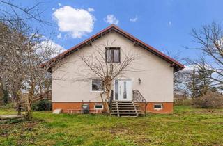 Einfamilienhaus kaufen in 2231 Strasshof an der Nordbahn, "Einfamilienhaus mit großem Entwicklungspotenzial – 738 m² Grundstück in Ruhelage von Strasshof"