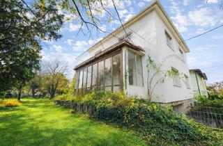 Einfamilienhaus kaufen in 2500 Baden, Zeitloses Einfamilienhaus (sanierungsbedürftig) auf großem Grundstück in Baden bei Wien