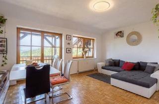 Wohnung kaufen in 9210 Pörtschach am Wörther See, Lichtdurchflutete Dachgeschosswohnung mit Balkon und Carport