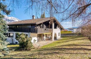 Haus kaufen in 6094 Axams, Traditionelles Landhaus auf großem Grundstück