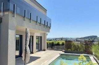 Einfamilienhaus kaufen in 4181 Oberneukirchen, Zuhause ankommen: Traumhaus mit Salzwasserpool und moderner Gartengestaltung.