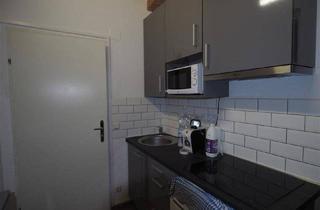 Wohnung kaufen in 1040 Wien, KLEINE WOHNUNG - UNTERSCHIEDLICHE NUTZUNGSMÖGLICHKEITEN