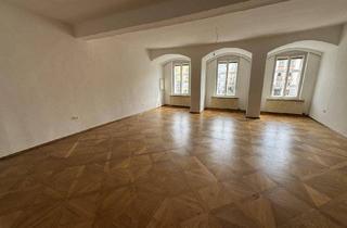 Büro zu mieten in Hauptplatz 12, 4020 Linz, Wunderschöne Altbaubürofläche in einem Stilaltbau am Linzer Hauptplatz zu vermieten