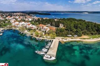 Grundstück zu kaufen in 1010 Wien, Erste Reihe am Meer! Ruhige Vorstadtoase Bezirk Sibenik