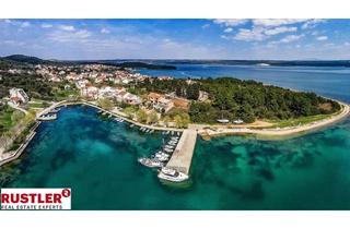 Grundstück zu kaufen in 1010 Wien, Erste Reihe am Meer! Ruhige Vorstadtoase Bezirk Sibenik