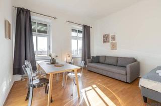 Wohnung kaufen in Währinger Gürtel 45, 1180 Wien, 2 ZIMMER ALTBAUWOHNUNG mit ca. 103m² EIGENGARTEN und GARTENHÜTTE II 3. OG MIT LIFT II AIRBNB oder SELBST EINZIEHEN II NÄHE U6/AKH/VOLKSOPER/WUK