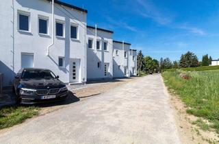 Doppelhaushälfte kaufen in 2203 Manhartsbrunn, DOPPELHAUSHÄLFTE im GRÜNEN, mit WEITBLICK - KAUF oder MIETE!