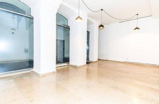 Büro zu mieten in Sauraugasse 4/Gl 18, 8700 Leoben, AB 01.04.2026 VERFÜGBAR I HAUPTPLATZ I PASSANTENFREQUENZ I TOP LAGE I SEHR HELL I AUSLAGE I GLASFRONT I PROJEKT WOHNEN