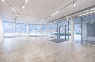 Geschäftslokal mieten in 6290 Mayrhofen, Großzügiges Geschäftslokal mit Panoramafront in Mayrhofen Mitte