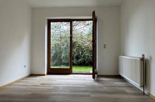 Wohnung kaufen in 4861 Schörfling, Eine Garconniere am Attersee mit Garten