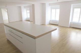 Wohnung mieten in Kärntner Straße, 1010 Wien, Luxuriöse Altbauwohnung mitten in der City - 1010 Wien zu mieten