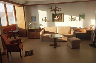 Loft kaufen in Schmidgunstgasse 8, 1110 Wien, Möblierte Loftartige Wohnung mit Loggia und Fernblick nach Süden und Westen. Provisionsfrei