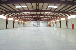 Büro zu mieten in 2301 Groß-Enzersdorf, ca. 1.800m² Halle mit Rampen und ebenerdiger Einfahrt | beheizt | 250m² Büro & optionale Freiflächen