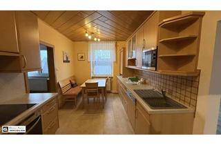 Haus kaufen in 2084 Weitersfeld, Zweifamilienhaus in Weitersfeld – ca. 150 m² Wohnfläche und Garage