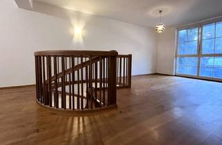 Wohnung kaufen in 5020 Salzburg, Elegante Stadtwohnung mit Galeriecharakter & Souterrainbereich