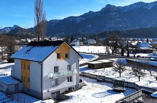 Villen zu kaufen in 9585 Gödersdorf, Dreifach wohnen: Drei separate 89 m²-Wohnungen unter einem Dach