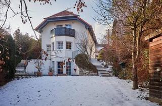 Haus mieten in Höhenstraße, 1170 Wien, ERSTBEZUG: Wohnen wie im Urlaub - Traumhaftes Einfamilienhaus mit Pool, Sauna & Garten am Wienerwald