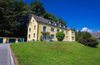 Wohnung kaufen in Wörthersee, Velden Am Wörthersee, 9220 Velden am Wörther See, Charmante Eigentumswohnung mit Balkon & Kachelofen in Velden