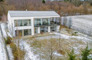 Villen zu kaufen in Lichtenwaldstraße 22, 7431 Bad Tatzmannsdorf, Eine Cuvée-Perle in West-Hanglage mit Blick auf den Thermenort, den Waldrand im Rücken